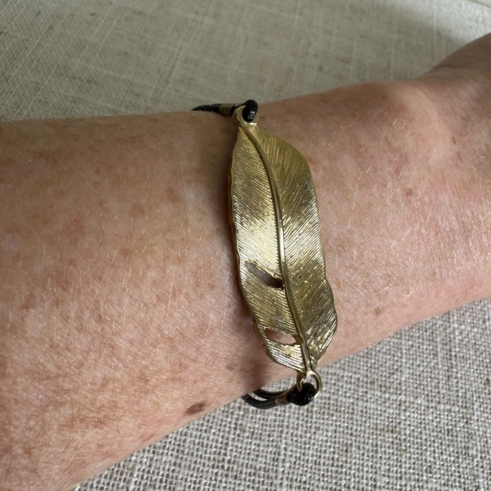 Gold Charm Bracelet Gold Feather Leaf Pendant Black Cord Metal…
